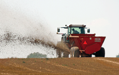 Side Discharge Spreaders