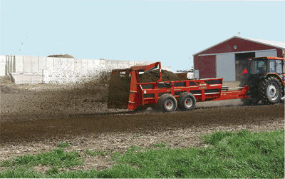 Box Spreaders with Vertical Beaters